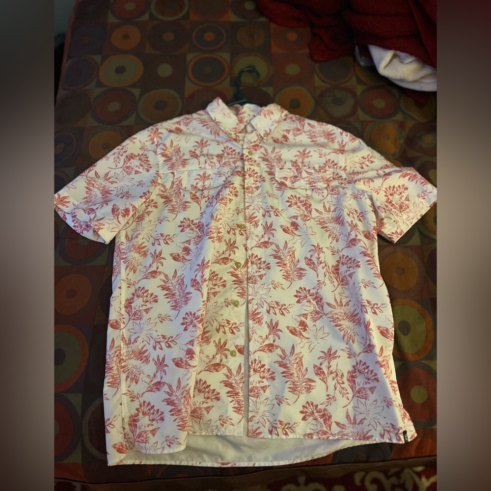 Chaps Button Up Shirt 
Size: L